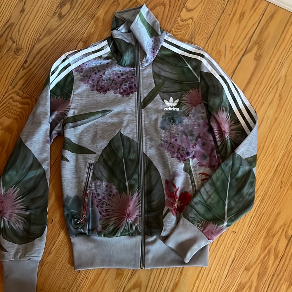 Adidas swetshirt